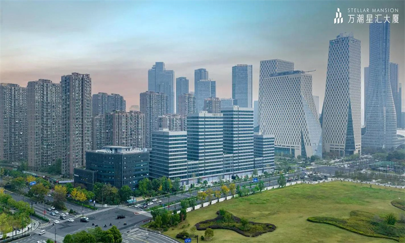 《杭州市万潮星汇大厦：科技与生活交汇，商务新高度》