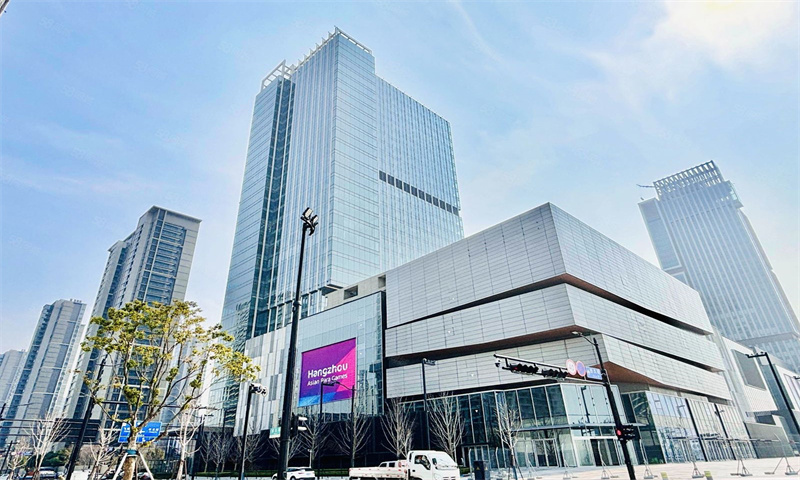 华润置地亚奥城——引领商务新潮流，打造绿色办公典范