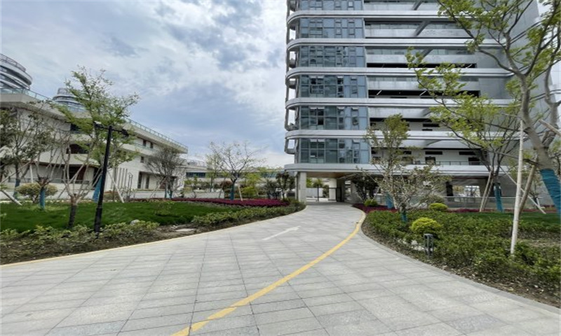 杭州市西湖区的群升万国天地正式投入使用