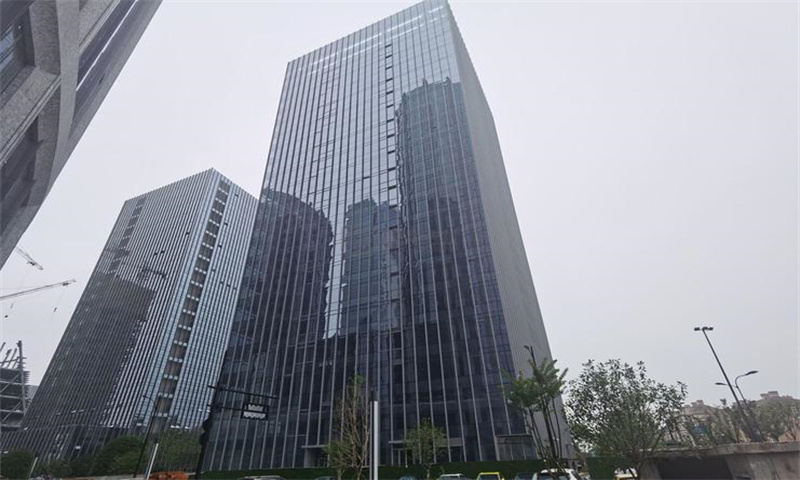 位于杭州市余杭区核心地带的爱力中心